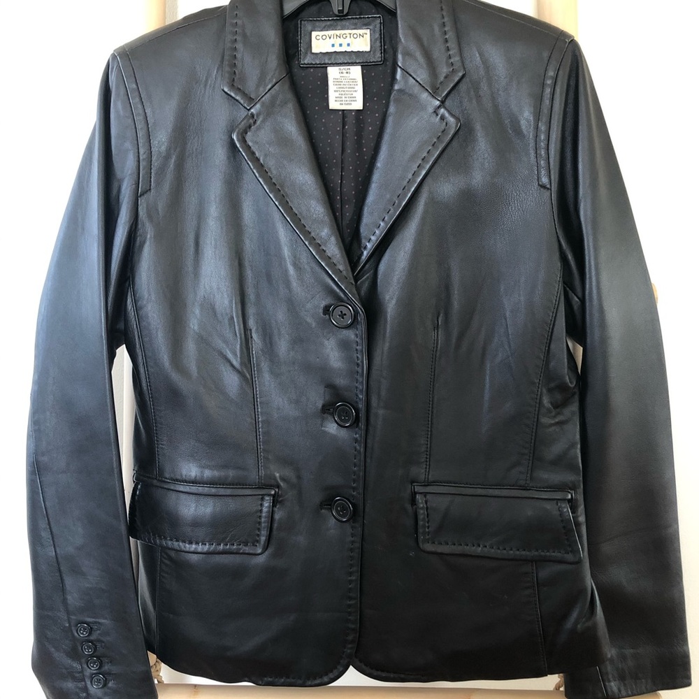 Covington lather blazer. Size 6-8.